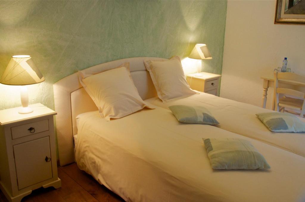 تو B&B La Roustiere الغرفة الصورة