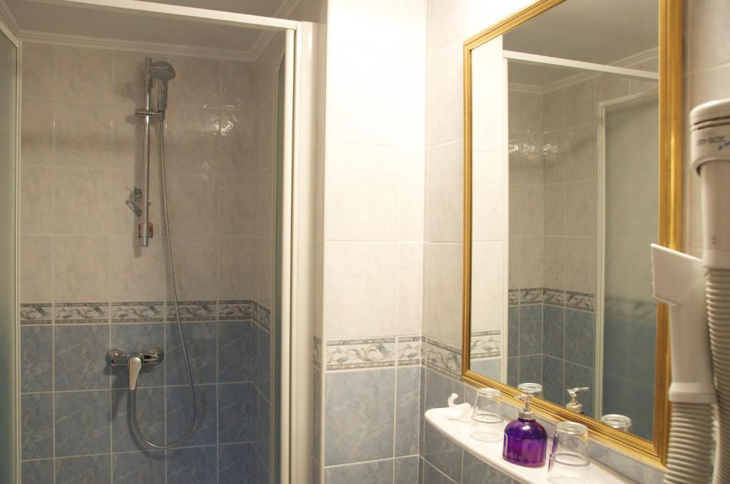 تو B&B La Roustiere الغرفة الصورة